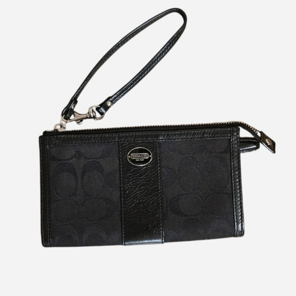 Coach Large Black Signature Wristlet - EUC - Picture 2 of 5